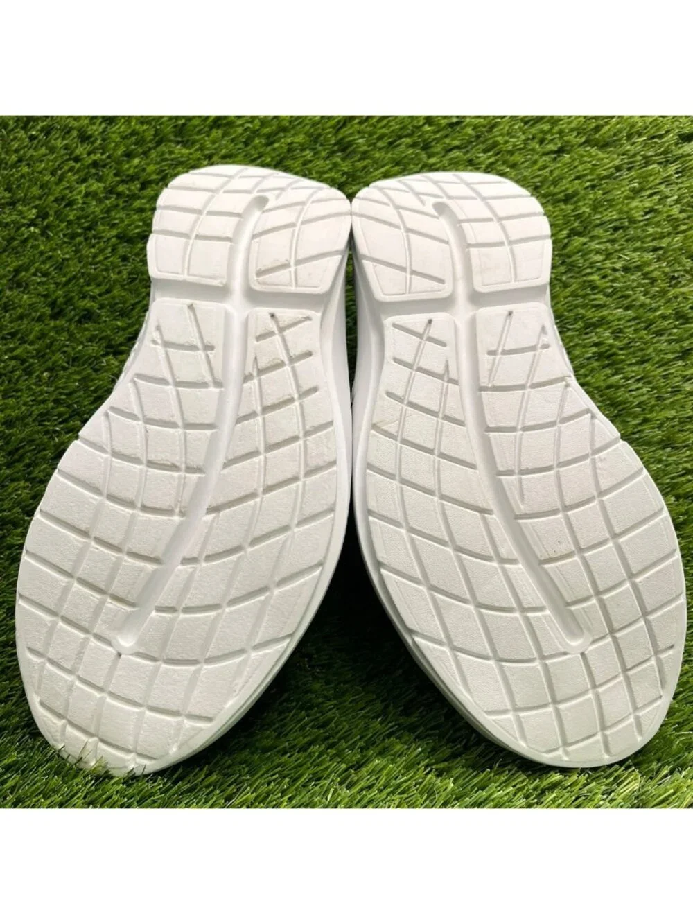 OOFOS OOmg EeZee Low Mens Size 10.5 Gray Casual Walking Slip On Recovery Shoes
